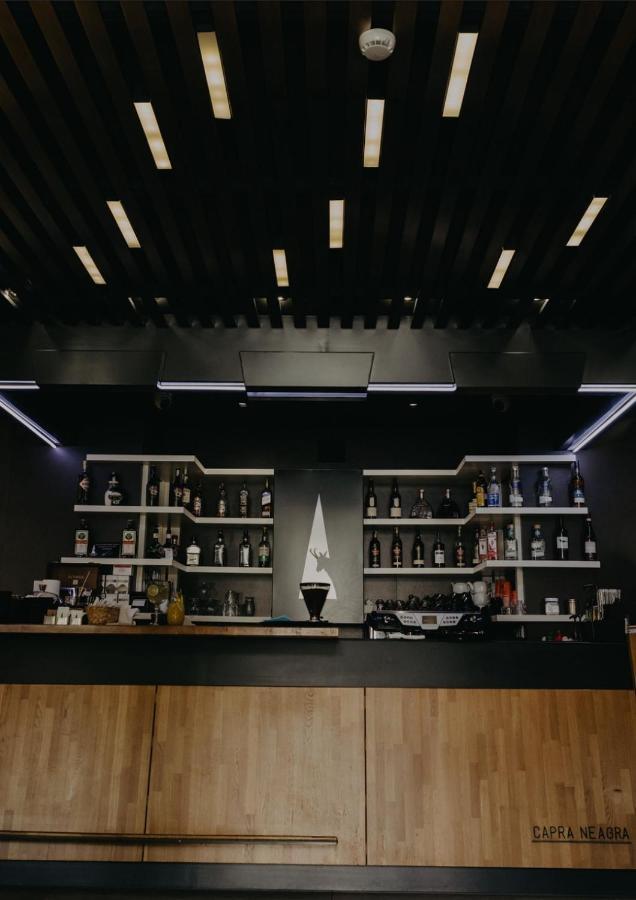 Pensiune Restaurant Capra Neagra Moisei Eksteriør billede